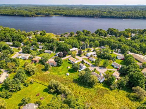 1 Regatta Ln, Bath, ME 04530 exterior