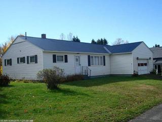 10 Mcmanus St, Washburn, ME 04786 exterior