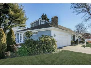 7 Tryon Ave, East Providence, RI 02916 exterior