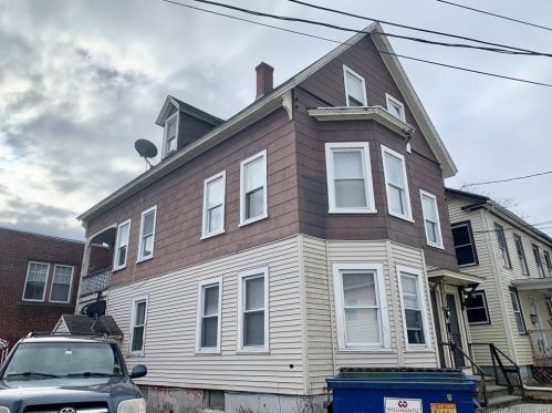 9 Union St, Killingly, CT 06239 exterior