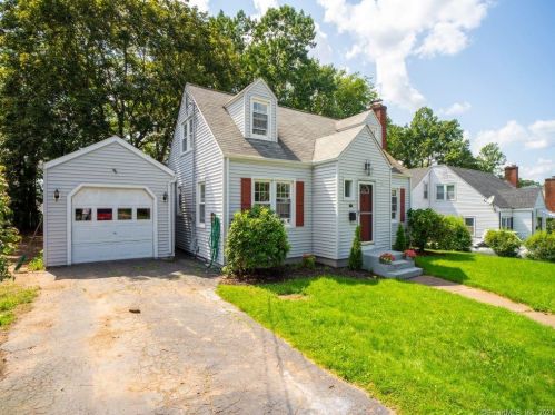 30 Oleary Dr, Manchester, CT 06040 exterior