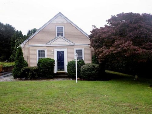 33 John Duggan Rd, Tiverton, RI 02878 exterior