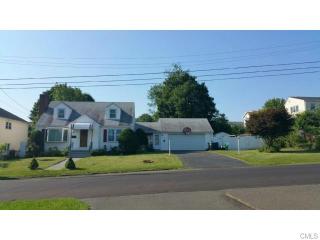 45 Aldo St, Bridgeport, CT 06606 exterior