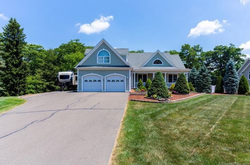 100 Mohawk Rd, Bristol, CT 06010 exterior