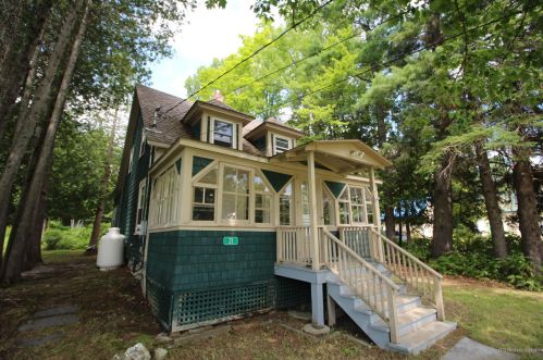 21 Oquossoc Ave, Rangeley, ME 04970 exterior