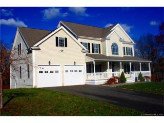 4 Oak Glen Hl, Seymour, CT 06478 exterior