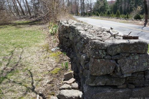 564 East St, Hebron, CT 06248 exterior