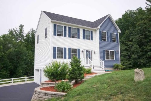 14 Lincoln Ln, Chester, NH exterior
