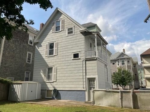 340 Earle St, New Bedford, MA 02746 exterior