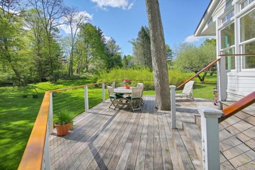 67 Old Norwalk Rd, New Canaan, CT 06840 exterior