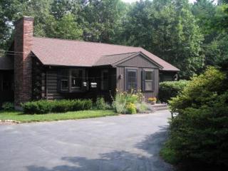 220 Ponemah Hill Rd, Milford, NH 03055 exterior