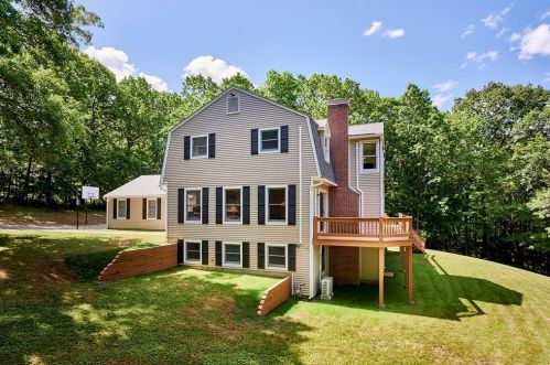 167 Baker Hill Rd, Northampton, MA 01062 exterior
