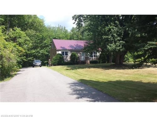 58 Allen St, Wilton, ME 04294 exterior