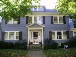 32 Locksley Rd, Newton, MA 02459 exterior