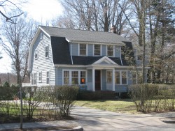 152 Grove St, Newton, MA 02466 exterior