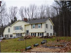 103 East St, Charlestown, NH 03603 exterior