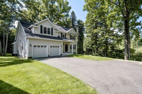 25 Pleasant St, Framingham, MA 01701 exterior