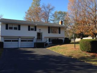 410 Hullcrest Rd, Shelburne, VT 05482 exterior