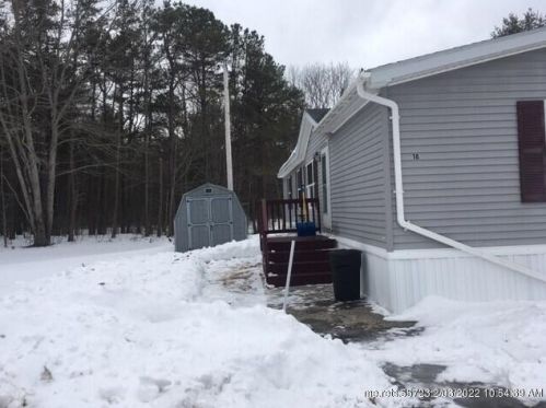 18 Amos Way, Brunswick, ME 04011 exterior