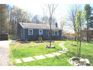 44 Millwood Dr, Branford, CT 06405 exterior