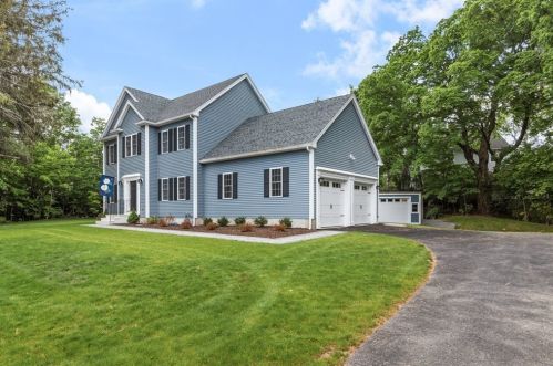 3 Holliston St, Medway, MA 02053 exterior