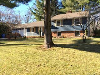 92 Acer Dr, Middletown, CT 06457 exterior