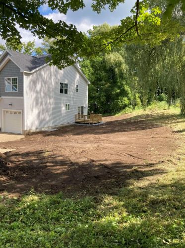 73 Cedar St, Hopkinton, NH 03229 exterior