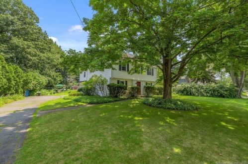 74 Windsor Rd, Kensington, CT 06037 exterior