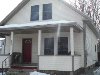 209 Main St, Conway, NH 03818 exterior