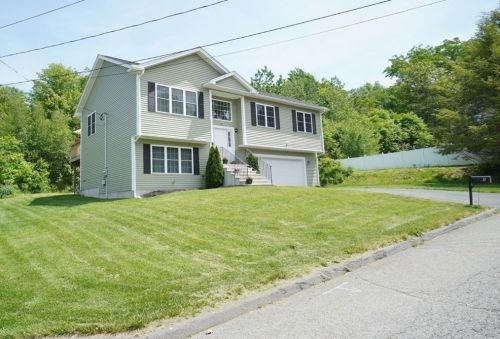 83 Malvern Rd, Worcester, MA 01610 exterior