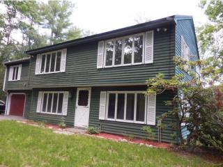 19 Stagecoach Rd, Durham, NH 03824 exterior