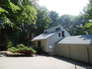 160 Wilderwood Dr, Guilford, CT 06437 exterior