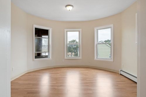 95 Harrison St, Worcester, MA 01604 exterior