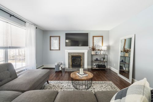 26 Chestnut Dr, Gilford, NH 03249 exterior