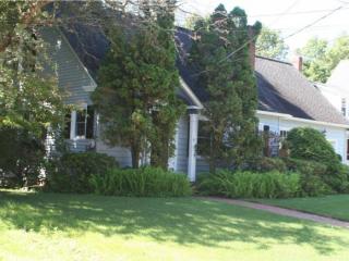 9 Mckinley St, Concord, NH 03301 exterior