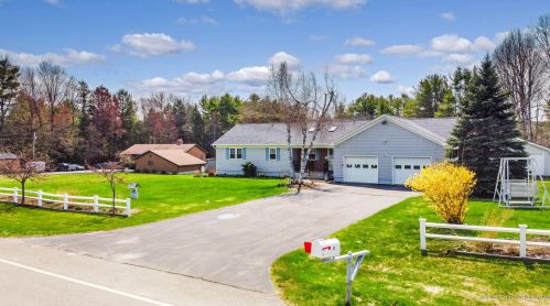 17 Nash Dr, Chelsea, ME 04330 exterior