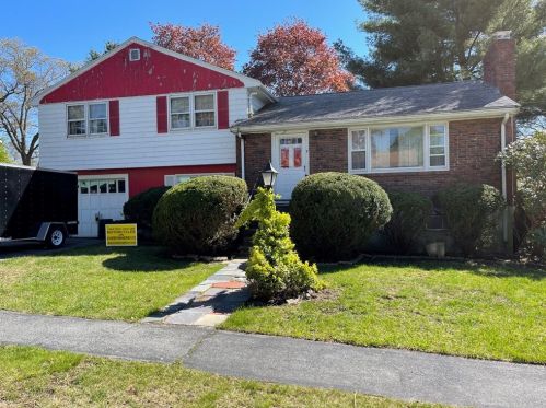 7 Sunset Dr, Saugus, MA 01906 exterior