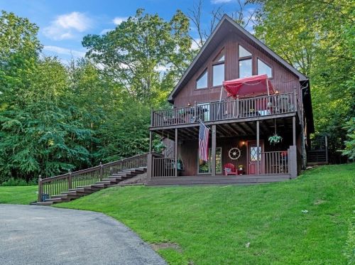 27 3Rd St, Brimfield, MA 01010 exterior