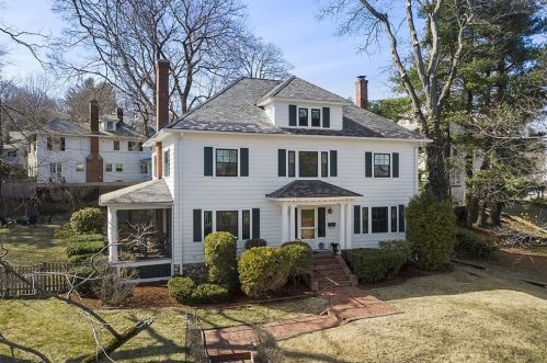 14 Montvale Rd, Worcester, MA 01609 exterior