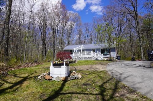 266 Hubbardston Rd, Princeton, MA 01541 exterior