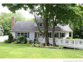 31 Pepperwood Ln, Branford, CT 06405 exterior