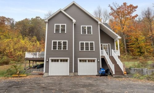 1433 Richardson Rd, Ashby, MA 01431 exterior