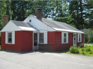 52 Circle Dr, Meredith, NH 03253 exterior