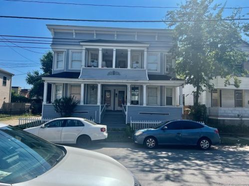292 Berkshire Ave, Bridgeport, CT 06608 exterior