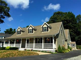 60 Capstan Ave, Mystic, CT 06355 exterior