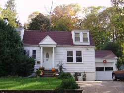 49 Cragmore Rd, Newton, MA 02464 exterior