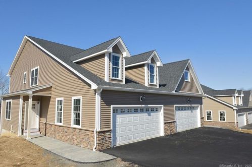 68 Brookview Cir, Bristol, CT 06010 exterior