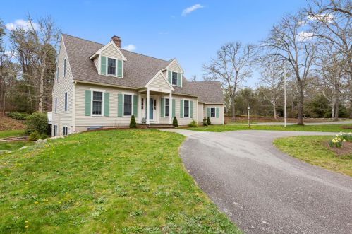 145 Driftwood Ln, Yarmouth, MA 02664 exterior