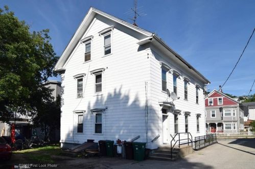 61 Transit St, Woonsocket, RI 02895 exterior