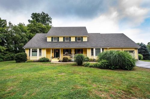 42 Old Blue Hills Rd, Durham, CT 06422 exterior